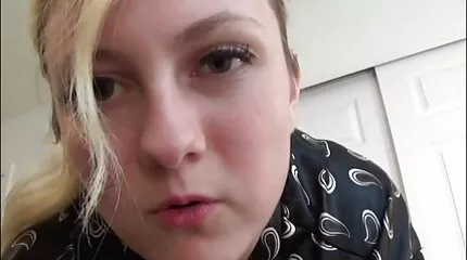 Вона порно відео українське трахкає з ділдо після вакуумної накачування.
