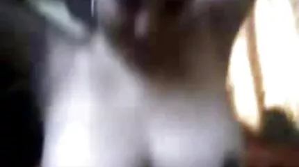 Поліцейський українське порно фільми трахнув російську дівчину в жопу.