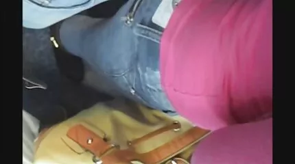 Трахаю модель на українське порно видео столі.